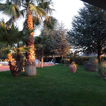 Bed And Breakfast La Casetta Монополи Экстерьер фото