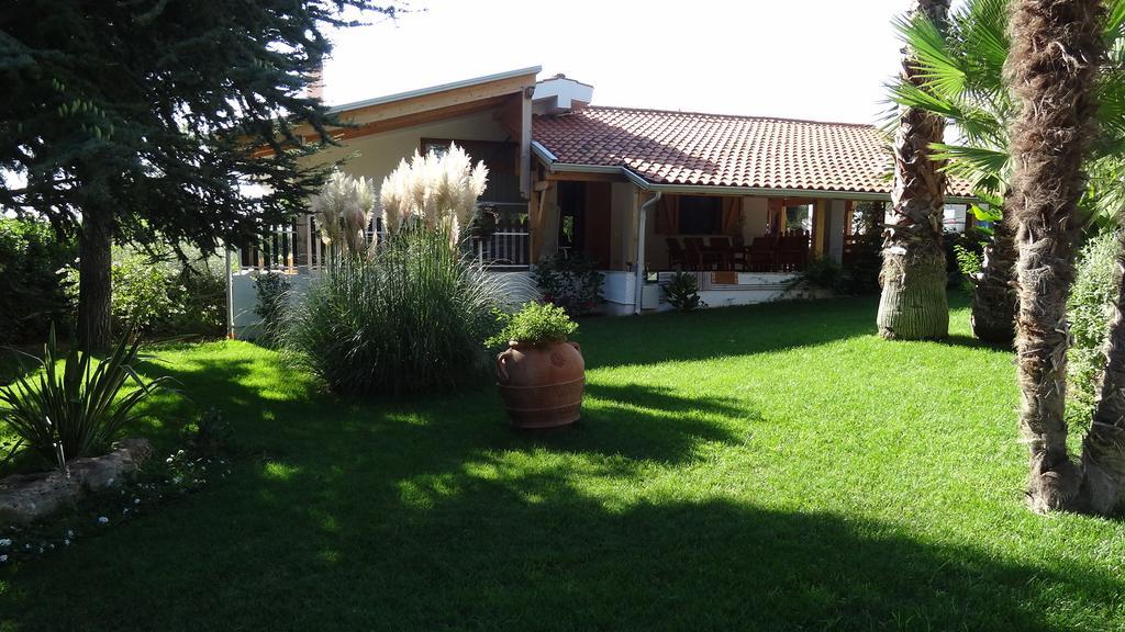 Bed And Breakfast La Casetta Монополи Экстерьер фото